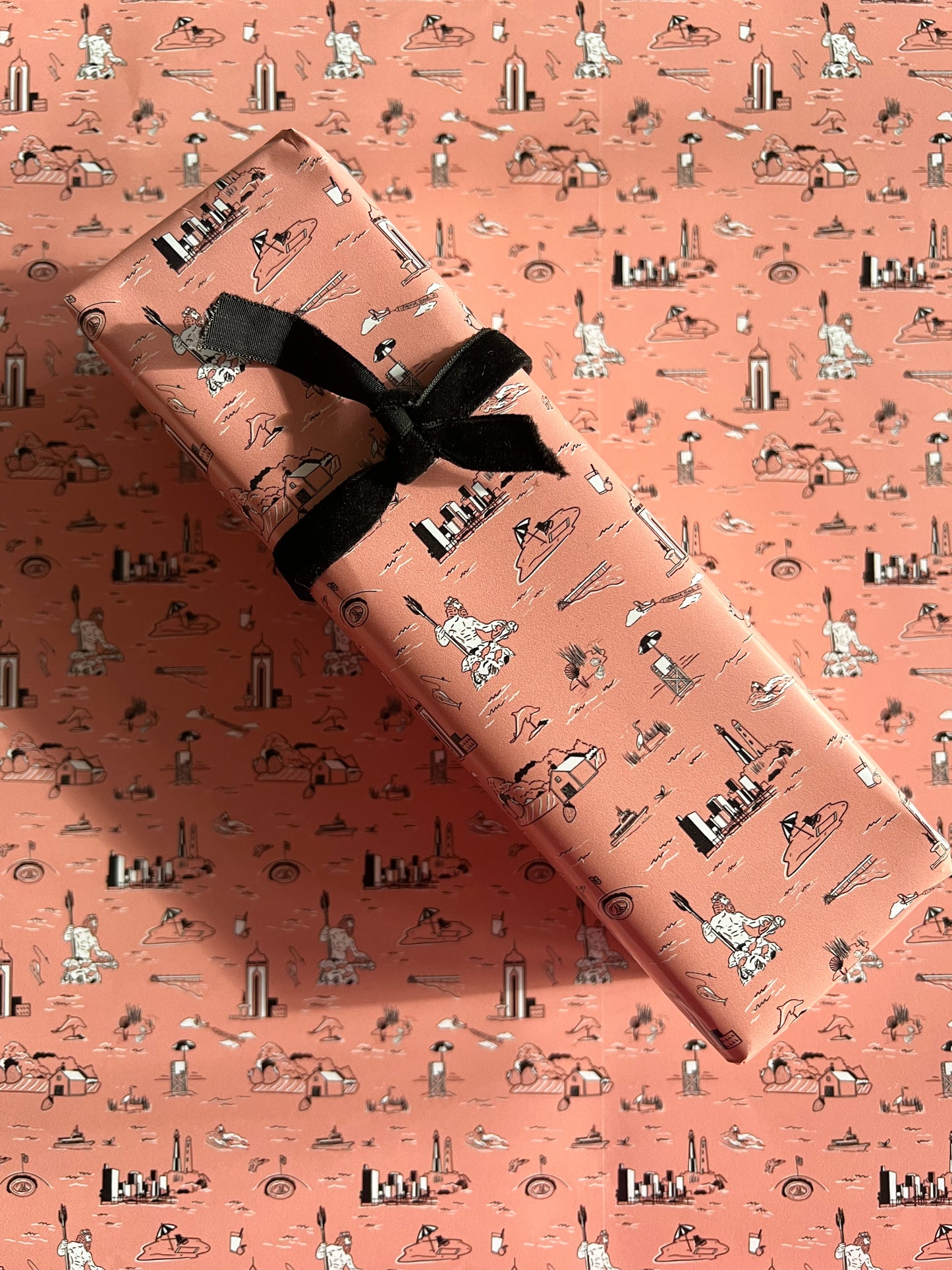 VB Toile Wrapping paper